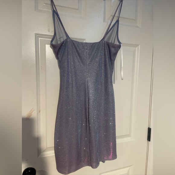 Multichrome short cocktail dress. - Picture 3 of 4